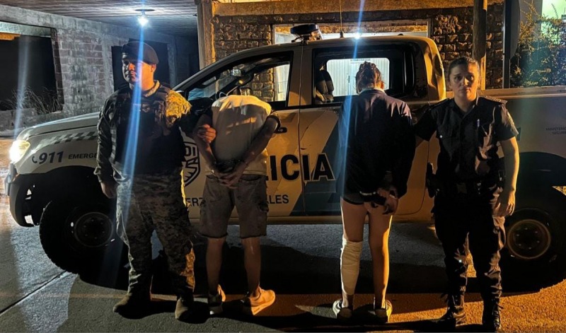 Los aprehendieron tras intentar fugarse en una moto